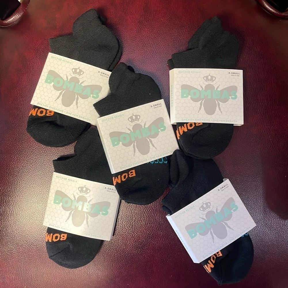 Bombas Black Socks LOT OF FIVE PAIRS, Youth XS (New) no Show low
